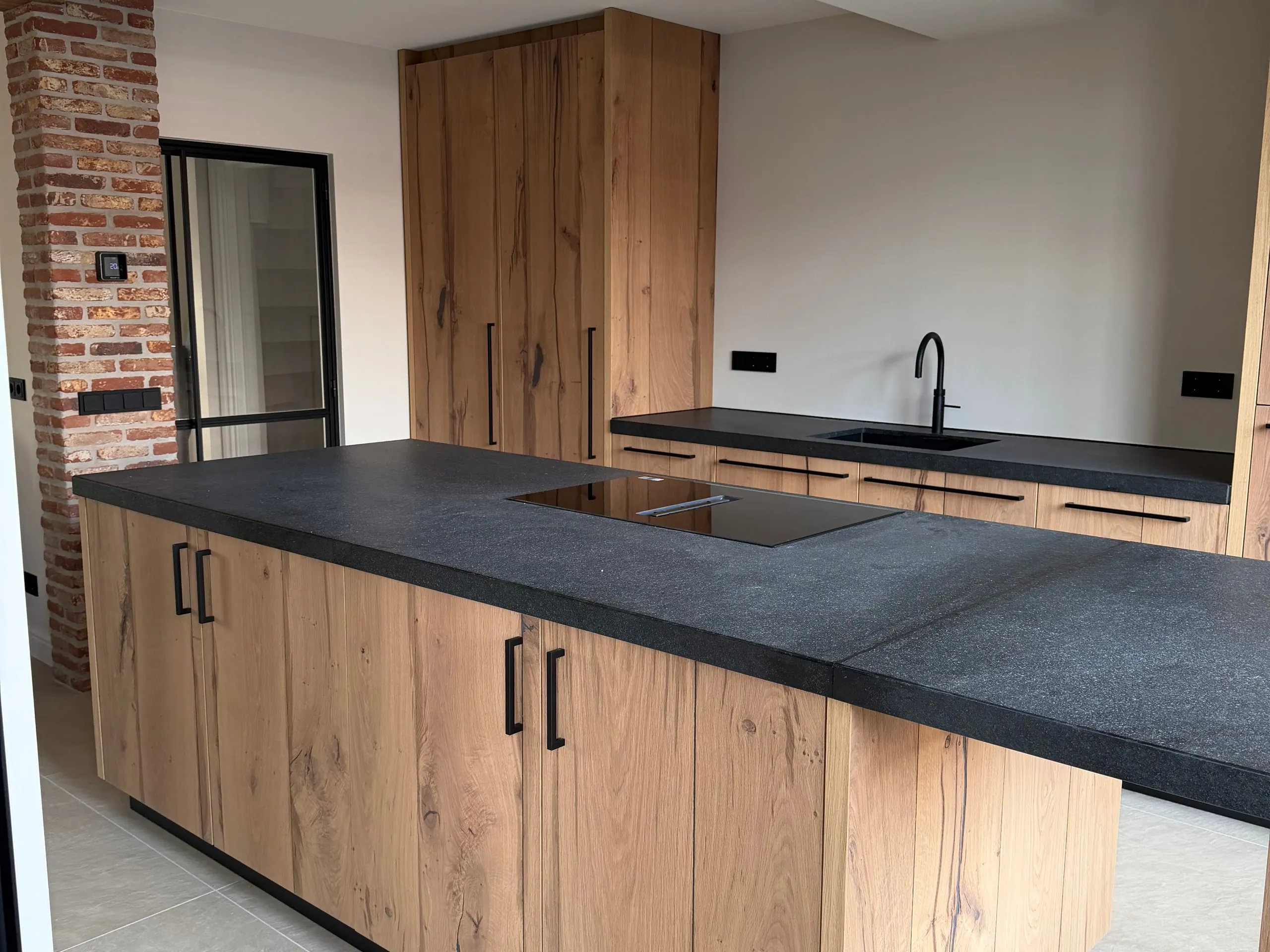 Keukens, maatwerk door Brands Interieurbouw