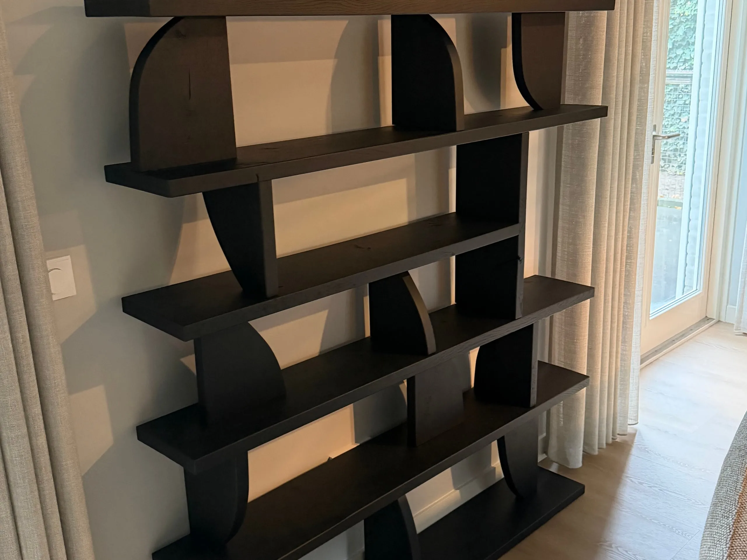 Roomdividers, maatwerk door Brands Interieurbouw